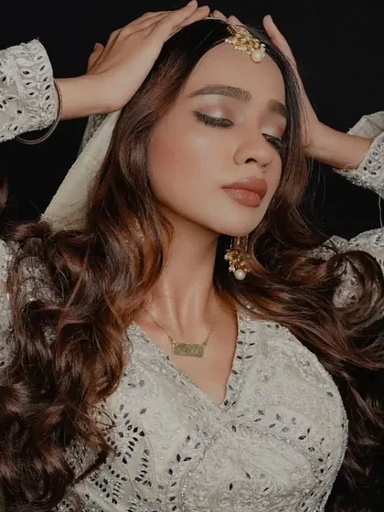 A close-up of the delicate bridal jewelry, perfect for adding a touch of tradition and sparkle.