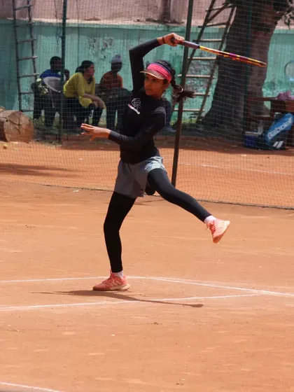 A full-stretch backhand from one of our junior players. We train them to be great defenders and turn defense into offense.