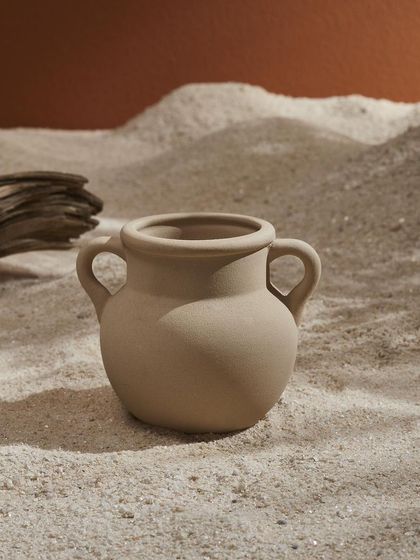 Shiraz Chaand - Commercial Interior & Product Photography Decor & Accessory Photography photo 4