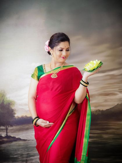 Solo Radiance: Portraits of the Mother-to-Be photo 35