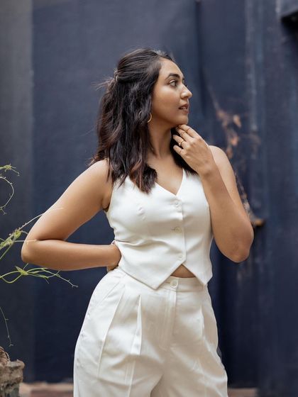 Kalasthree by Tejaswini Anjan Kumar - Custom Occasion Wear A Modern Twist: Indo-Western & Contemporary Wear photo 30