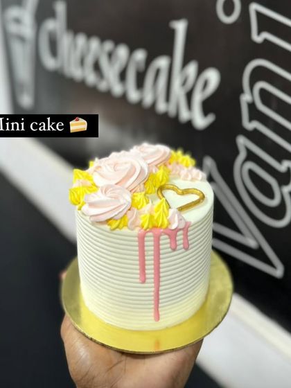 Bento Cakes & Custom Cupcakes photo 3