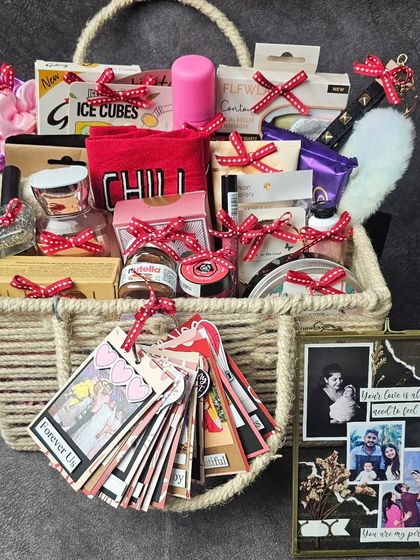 Arch - Personalized Merchandise Gift Hampers for Every Occasion photo 28