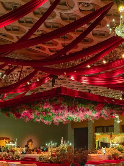 Royal Sanctuaries: Grand Wedding Mandaps & Receptions photo 26