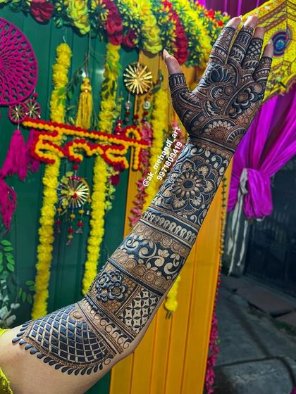 Abhishek Kumar - Bridal Mehndi Full Bridal Mehndi (Hands & Arms) photo 13