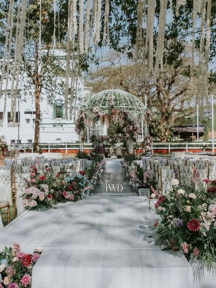 Enchanting Ceremonies: Mandaps & Aisles photo 18