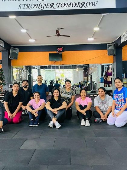 The full aerobics class taking a well-deserved rest.