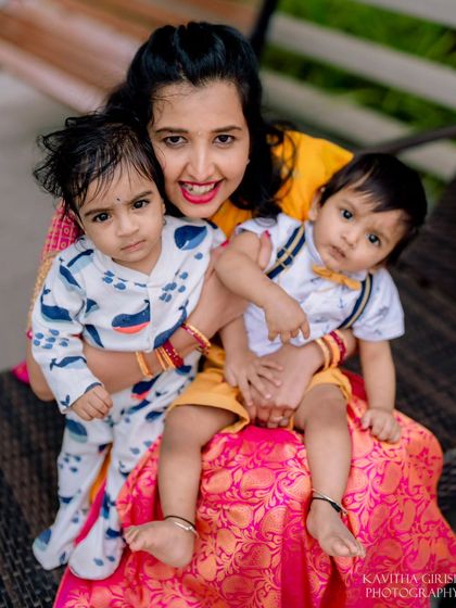 A real-life moment with mom and her two boys. Even when they won't smile for the camera, the result is an authentic and charming family photo.