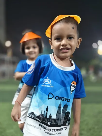 Having fun with training cones, our youngest players learn coordination and love for the game.