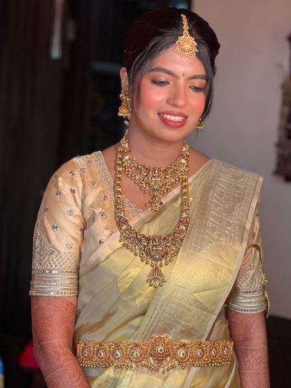Traditional Maharashtrian & South Indian Brides photo 31