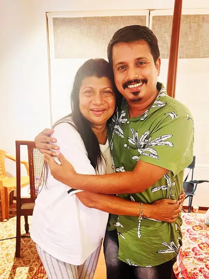 Really happy to have worked with top Bollywood hairstylist Mili Fernandes. Collaborating with and learning from other experts in the industry is one of the best parts of my job.