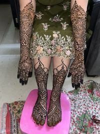 Mehndi Design Services