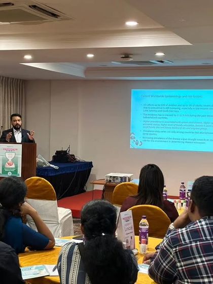 In this session with pediatric doctors, I am discussing the vital role of moisturizers in managing Atopic Dermatitis. A simple, consistent skincare routine can significantly reduce flares and improve a child's quality of life.