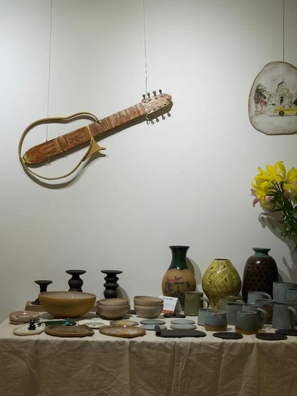 Some beautiful corners from our recent showcase. It was so wonderful to see everyone's hard work displayed together, from sculptural vases and lamps to wall art.