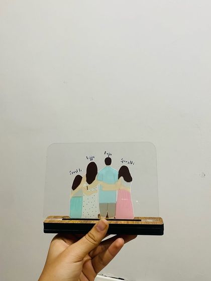 Acrylic Standees & Desk Decor photo 5