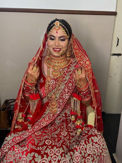 Mitali Jain - Bridal Makeup & Styling Classic Red & Gold Bridal Looks photo 4