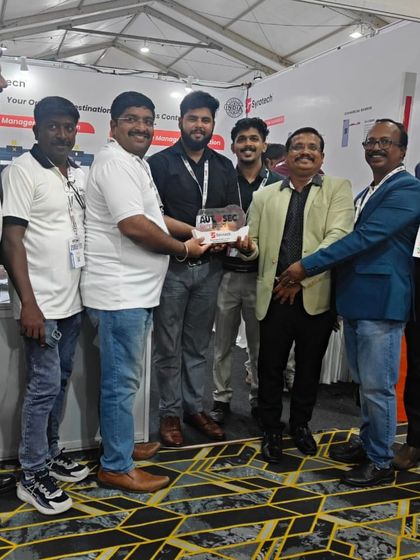 Our team receiving an award at the Autosec Expo. This recognition fuels our commitment to delivering reliable technology and certified expertise in the security and automation sector.