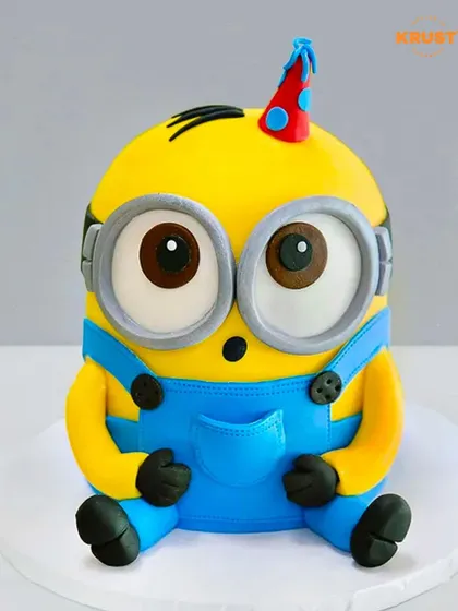 An amazing fondant minion cake created in one of our workshops. This shows the incredible, characterful results you can achieve with fondant.