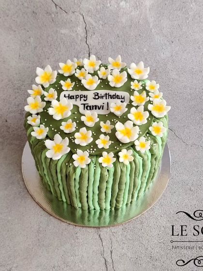 Le Soir Pâtisserie - Custom Cakes Elegant Buttercream & Floral Designs photo 24