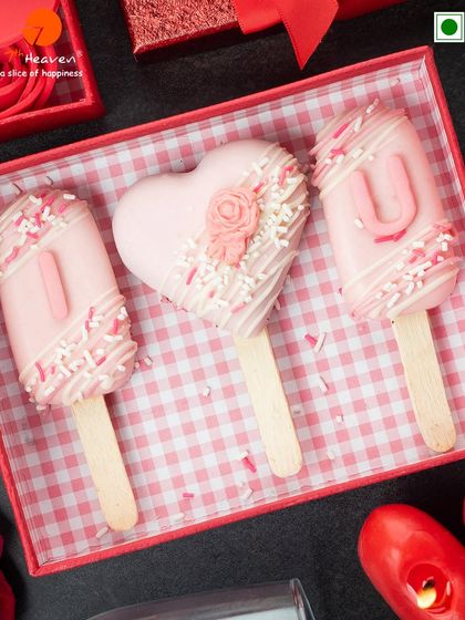 Say it with dessert this Valentine's Day. Our "I ❤️ U" cakesicles are a sweet and modern way to share your love, beautifully packaged for the perfect gift.