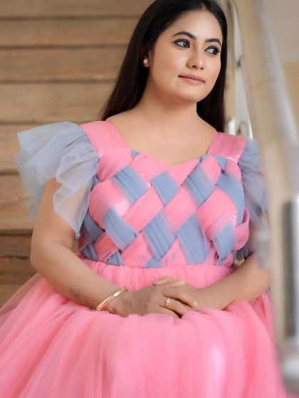 Book My Gown - Professional Makeup & Hair Services Fashion & Pre-Wedding Gowns photo 10