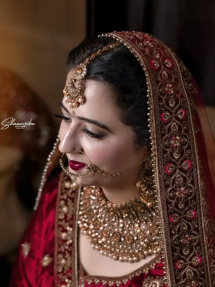 Vibrant Bridal Portraits photo 50