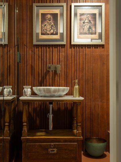 Aakriti Saraf Design - Interior Styling & Decor Bathrooms & Powder Rooms photo 8