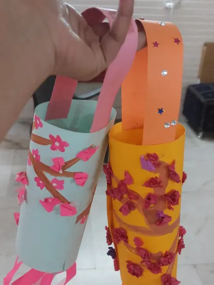 Ending the week with these lovely paper lanterns made by the kids. It's always a joy to see them create beautiful things with simple materials.