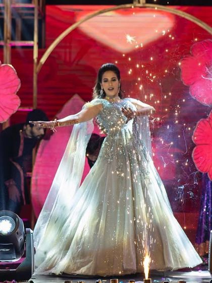 Dansation - Wedding & Sangeet Choreography The Bride's Solo Stage photo 22