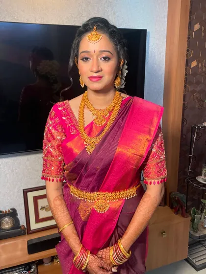 A final portrait of the Tamil bride's engagement look. The overall effect is one of radiance and sophistication, perfect for her special day.