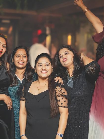 The Vibe: On The Decks & On The Floor photo 8