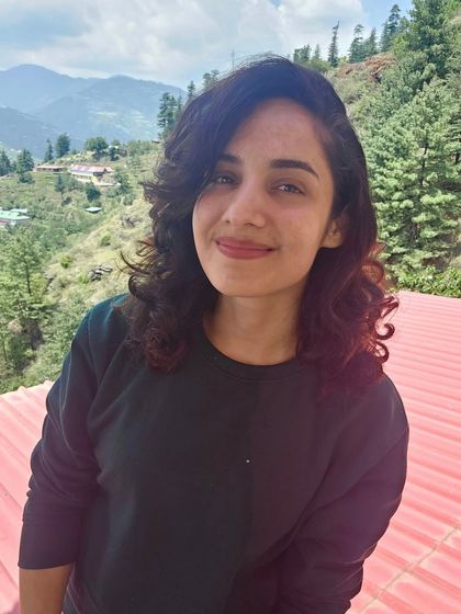 A happy, sun-kissed moment in the hills. Vitamin D for the body, and mountain views for the soul.