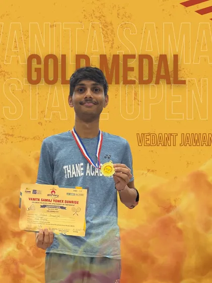 Vedant Jawanjal with his Men's Singles gold medal from the Vanita Samaj Open State Tournament.