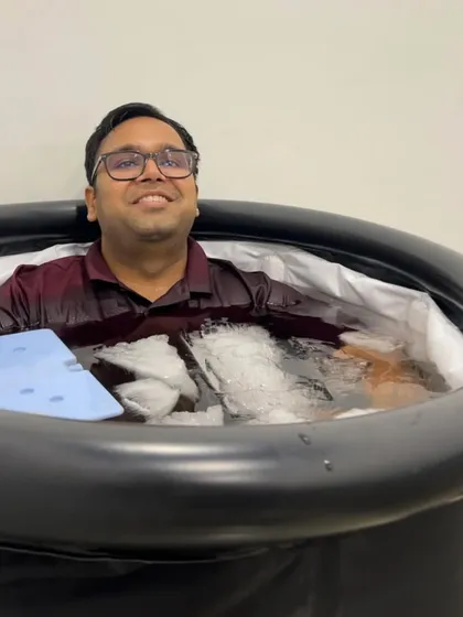 Killing the midweek blues with a smile and an ice bath. This client is all smiles as he braves the cold for the recovery benefits.