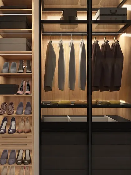 A 3D concept for a men's walk-in closet, featuring a mix of open shelving for shoes, hanging space with glass doors, and wooden drawers for accessories.