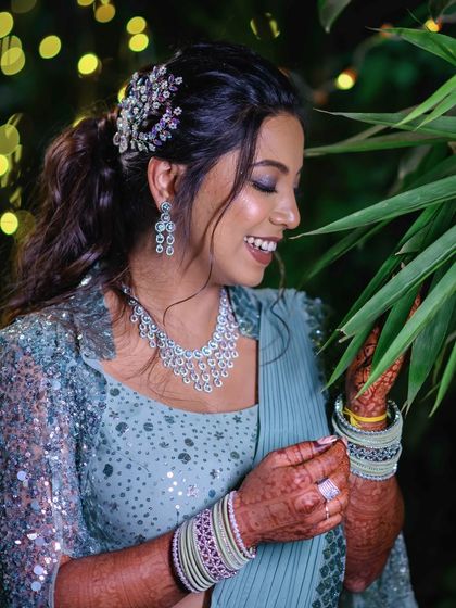 Evening Glam & Party Looks photo 17