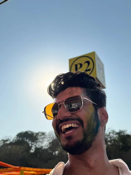 Special Events: Holi & Holiday Parties photo 7