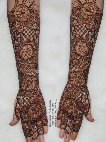 Azra Mehendi - Mehendi Artistry Full Bridal Mehendi photo 34