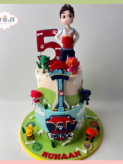 No job is too big, no pup is too small! This two-tiered Paw Patrol cake features Ryder and the whole pup squad, ready to save the day for a 5th birthday.