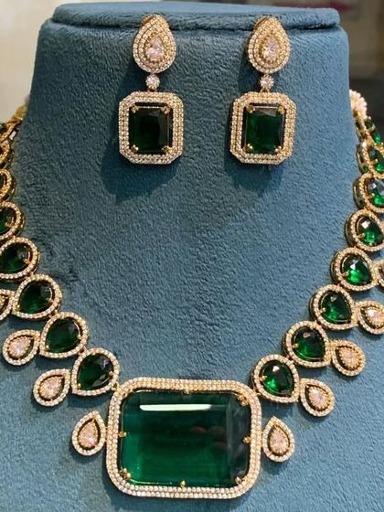 Beautybox Rent House - Bridal and Occasion Jewellery Rental Modern Stone & Victorian Sets photo 5