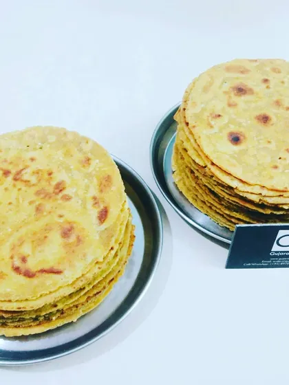 A fresh stack of my Multigrain Theplas. These healthy Indian flatbreads are perfect for any meal and are a great travel-friendly snack. I also make them with methi and other masalas.