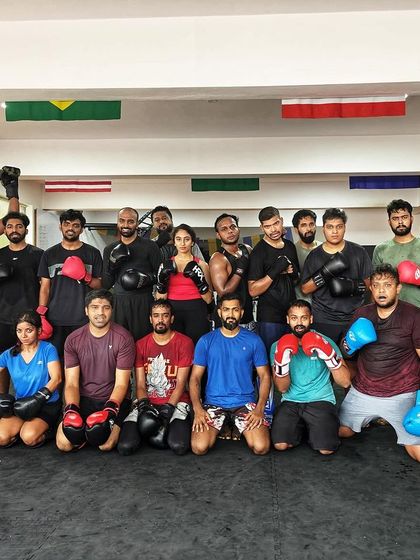 Good training, great energy. The team after a solid sparring session.