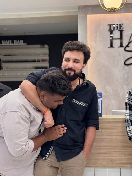 It was a pleasure to host actor Kireeti Damaraju at our salon. Here's a fun moment with our team.