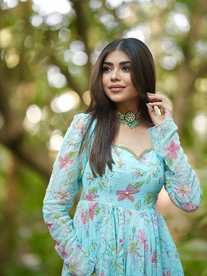 Maya Designer Studio - Custom Bridal & Occasion Wear Bespoke Gowns & Anarkalis photo 18