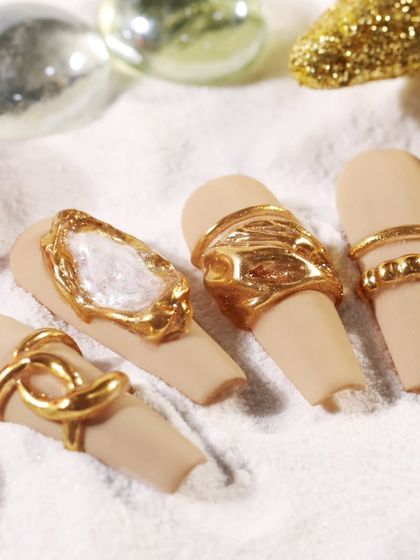 Bridal & Bling: High-Glamour Nails photo 7