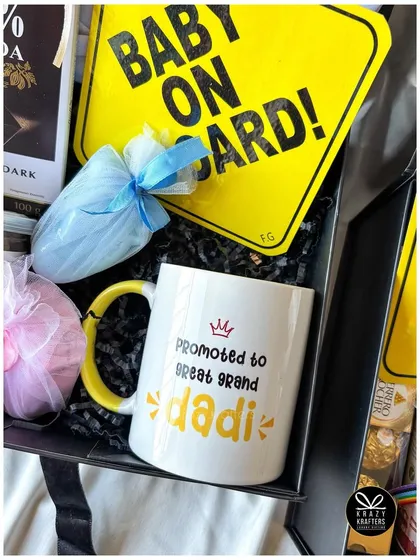 A special mug for the great-grandmother to be. It's so important to include the entire family in such a happy occasion.