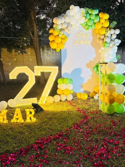 Birthday Balloon Arches & Backdrops photo 13