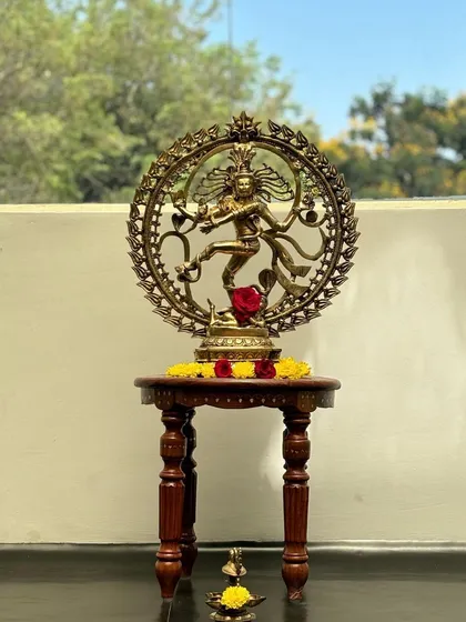 A beautiful shot of the Nataraja idol, the lord of dance, bringing blessings to our studio.