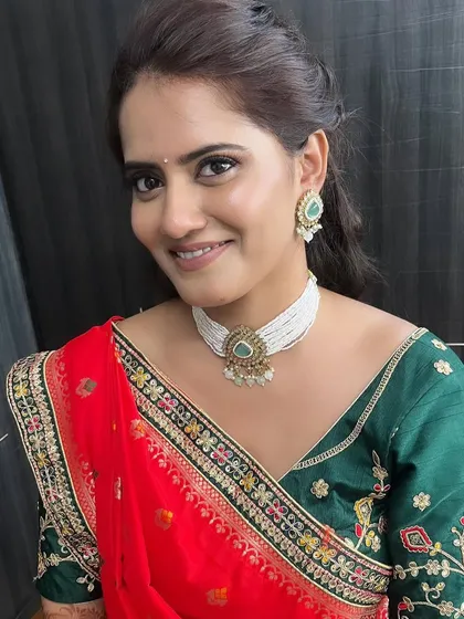 A beautiful portrait of my happy bride. Her traditional choker and elegant makeup make for a stunning combination.