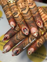 Nail Art & Extensions